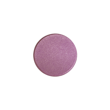 viaGlamour image of a extreme-eyeshadow