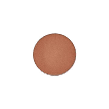 viaGlamour image of a extreme-eyeshadow
