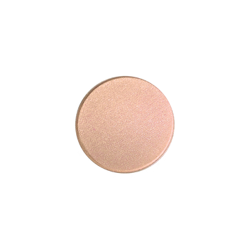 viaGlamour image of a extreme-eyeshadow