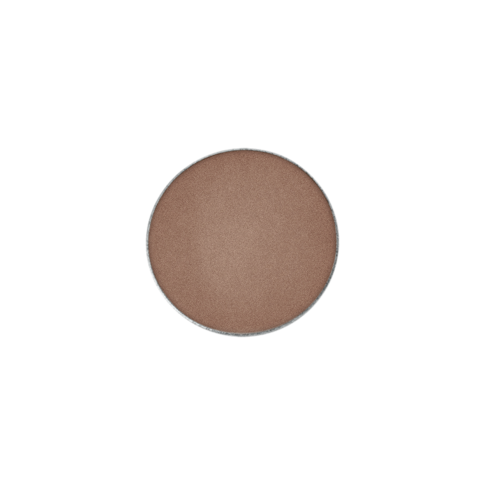viaGlamour image of a extreme-eyeshadow