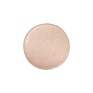 viaGlamour image of a extreme-eyeshadow