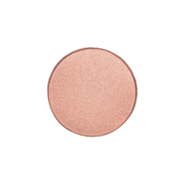 viaGlamour image of a extreme-eyeshadow