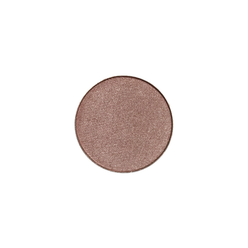 viaGlamour image of a extreme-eyeshadow